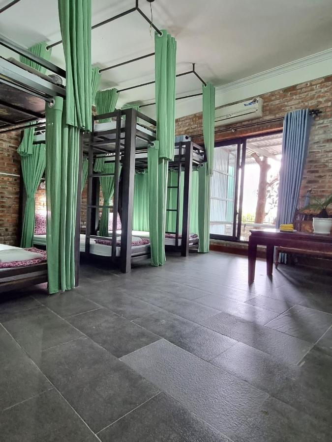 Calm House 2 Hostel Hoi An Exteriör bild